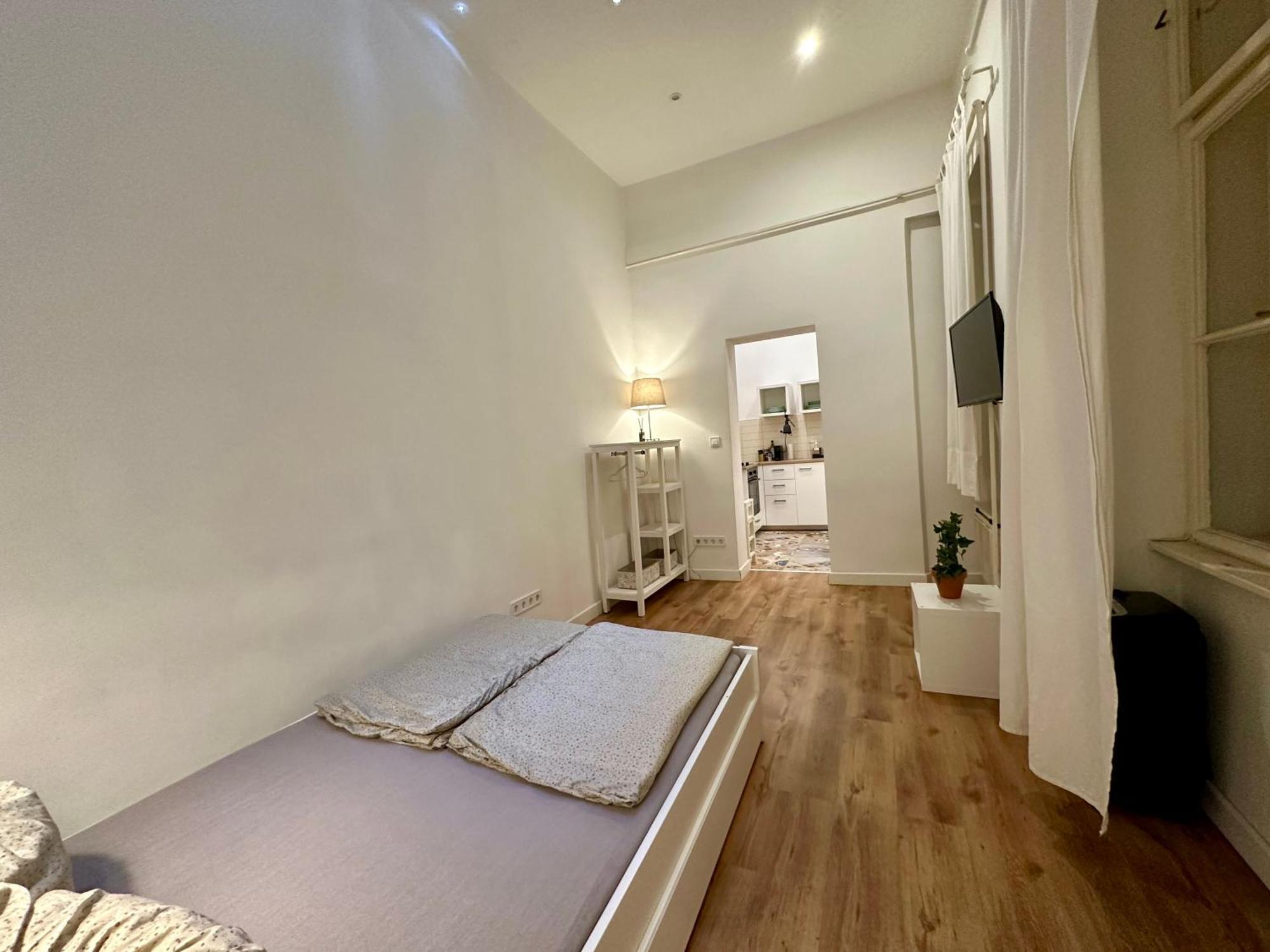 Cozy Studio Flat In The Heart Of Budapeste Exterior foto