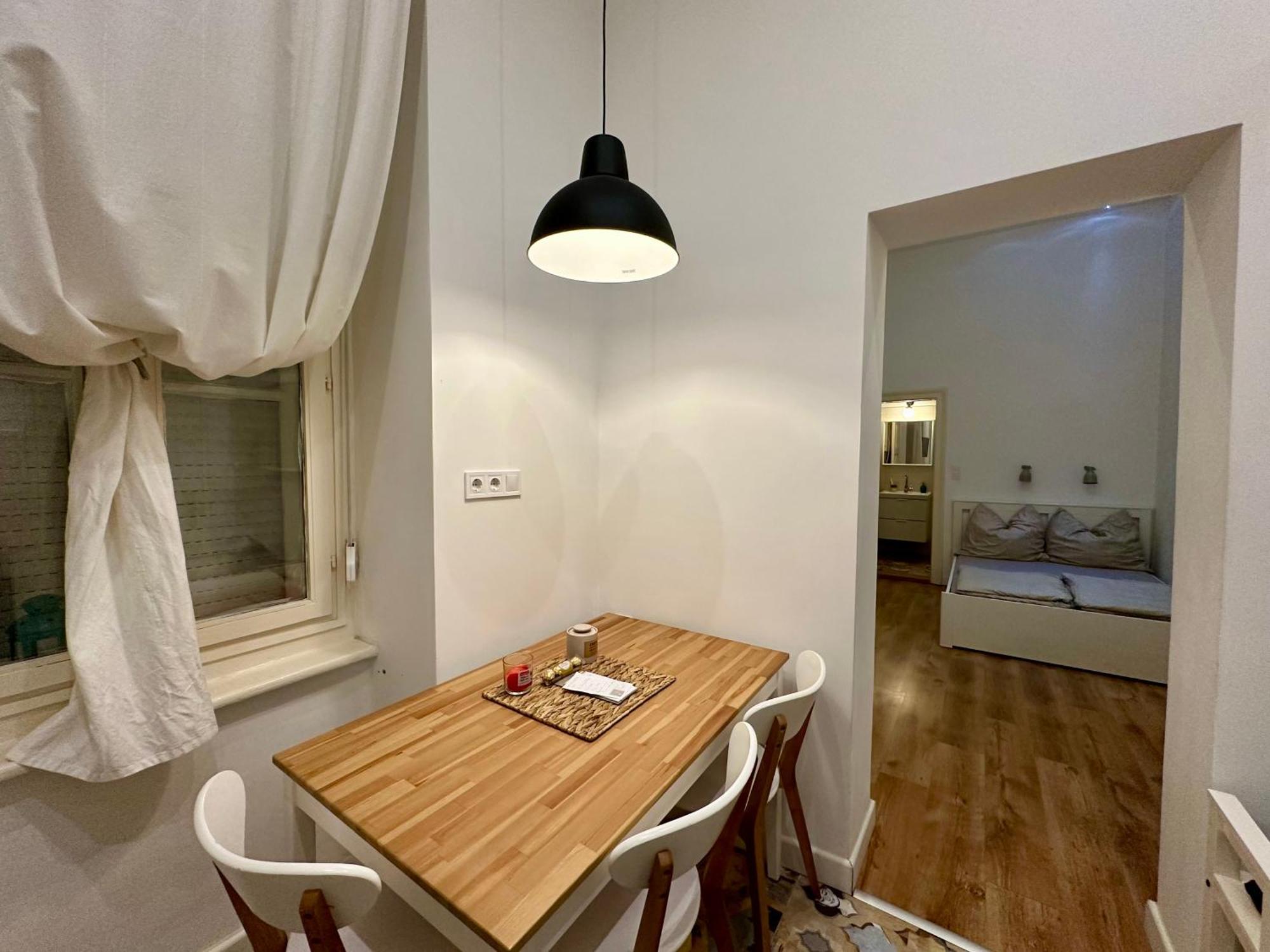 Cozy Studio Flat In The Heart Of Budapeste Exterior foto